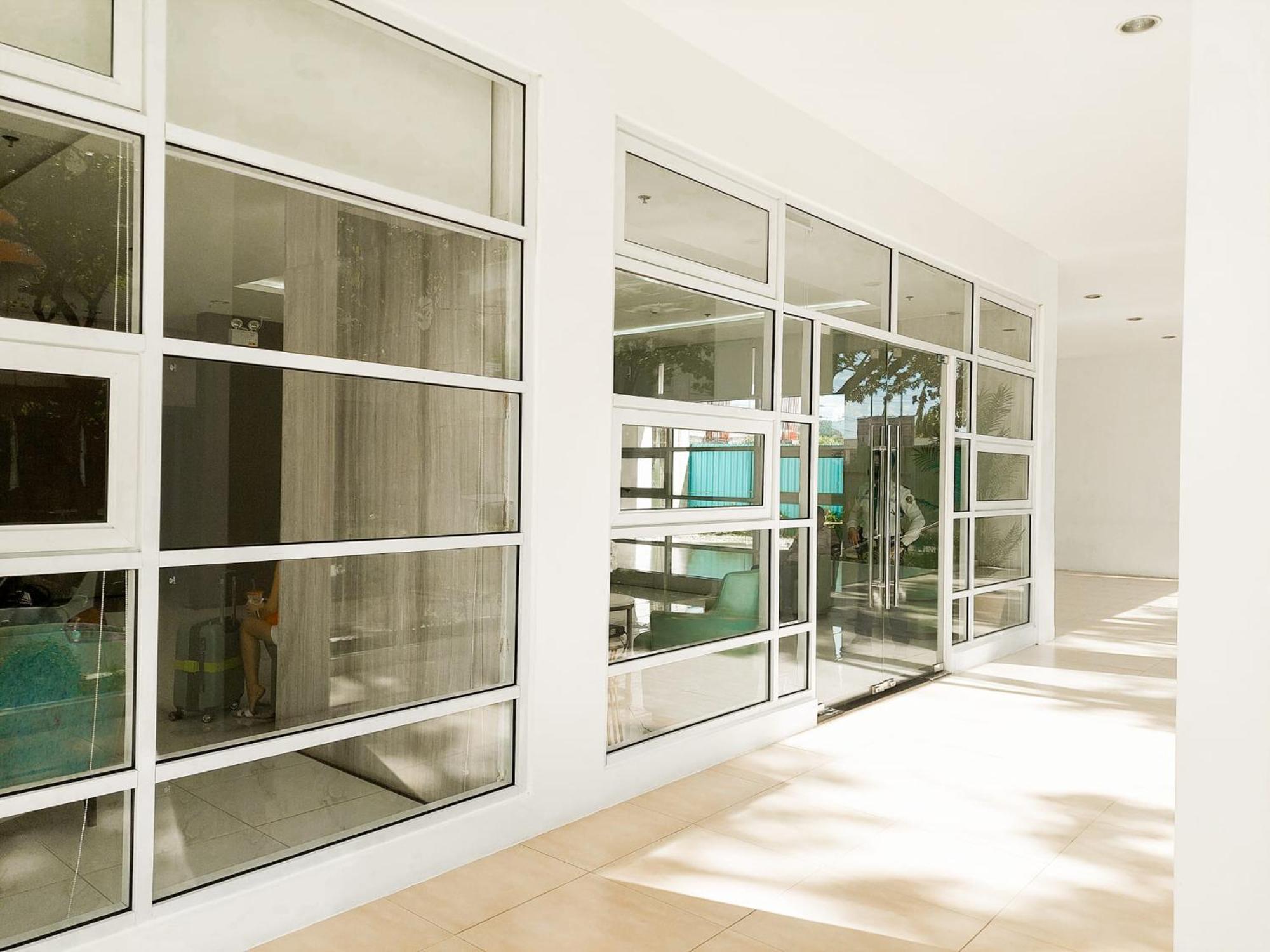 Studio With Mountain View, Near Limketkai Mall In Prime Cagayan De Oro Luaran gambar